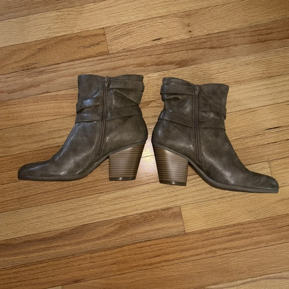 A2 By Aerosoles Brown Invitation Ankle Boots Sz Women's 9 - Picture 3 of 11